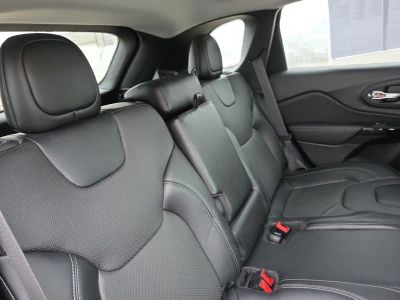2023 Jeep Cherokee - Photo 14