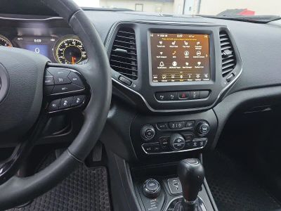 2023 Jeep Cherokee - Photo 13