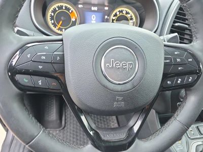 2023 Jeep Cherokee - Photo 19