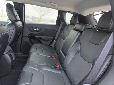 2023 Jeep Cherokee - Photo 18