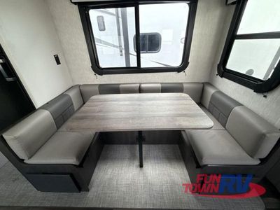 2023 CrossRoads RV Cruiser Aire - Photo 6