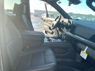 2026 Chevrolet Suburban — photo 20 view