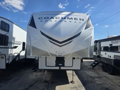 2025 Coachmen Chaparral - Photo 4