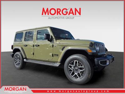 2026 Jeep Wrangler Sahara in Green — front three-quarter view