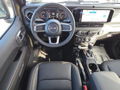 2026 Jeep Wrangler — photo 10 view