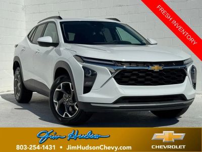 2025 Chevrolet Trax - Photo 1