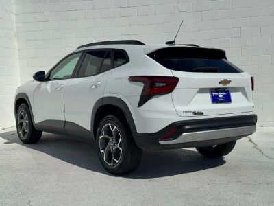 2025 Chevrolet Trax - Photo 9