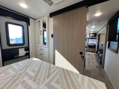 2027 Jayco NORTH TRAIL — photo 15 view