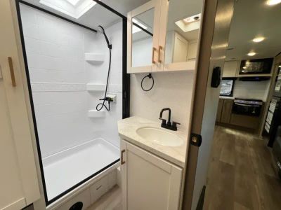 2027 Jayco NORTH TRAIL — photo 16 view