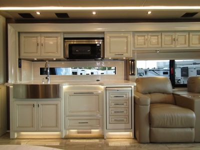 2019 Tiffin ALLEGRO BUS - Photo 8