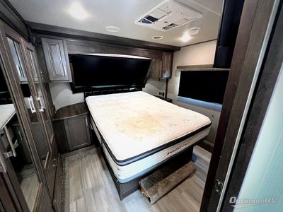 2021 Grand Design Solitude S-Class - Photo 21