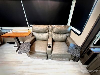 2021 Grand Design Solitude S-Class - Photo 8
