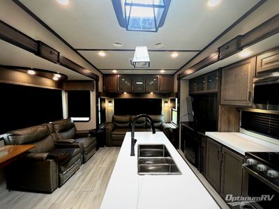 2021 Grand Design Solitude S-Class - Photo 3