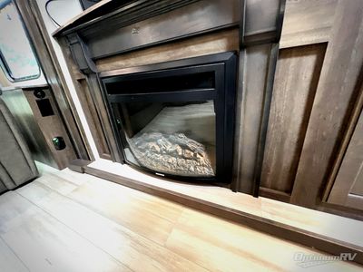 2021 Grand Design Solitude S-Class - Photo 11