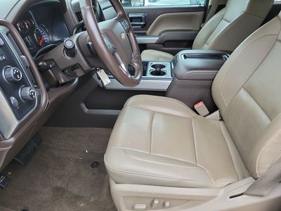 2015 Chevrolet Silverado 2500HD - Photo 3