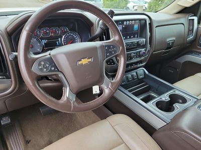 2015 Chevrolet Silverado 2500HD - Photo 2