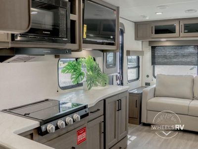 2026 Grand Design Transcend - Photo 14