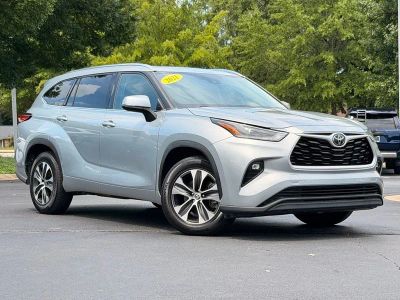 2021 Toyota Highlander — side profile view