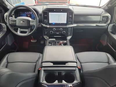 2025 Ford F-150 - Photo 12