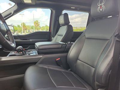 2025 Ford F-150 - Photo 18