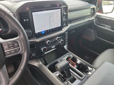 2025 Ford F-150 - Photo 23