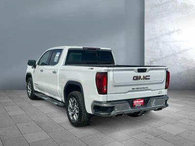 2023 GMC Sierra 1500 — interior view