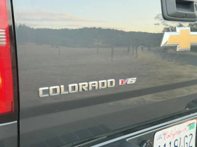 2017 Chevrolet Colorado — photo 11 view