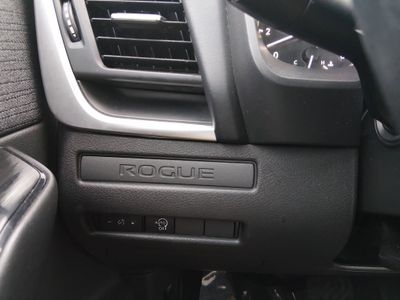 2023 Nissan Rogue - Photo 12