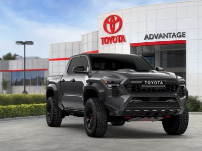 2026 Toyota Tacoma i-FORCE MAX - Photo 18