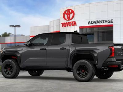 2026 Toyota Tacoma i-FORCE MAX - Photo 7