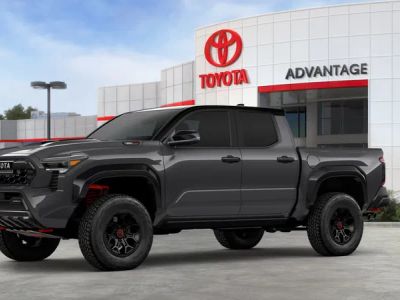 2026 Toyota Tacoma i-FORCE MAX - Photo 4