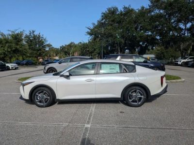 2026 Kia K4 — side profile view