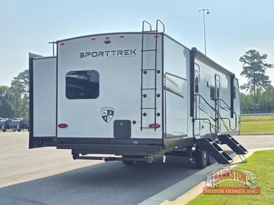 2026 SportTrek Touring Edition STT343VBH - Photo 9