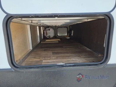 2016 Keystone RV Laredo — photo 14 view