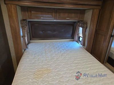 2016 Keystone RV Laredo — photo 24 view