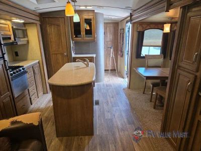 2016 Keystone RV Laredo — photo 20 view