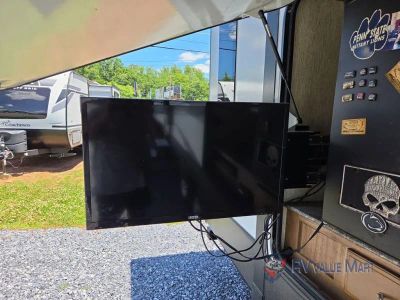 2016 Keystone RV Laredo — photo 12 view