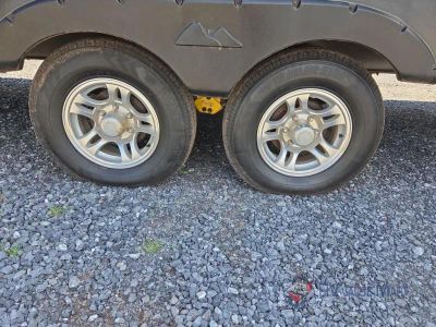 2016 Keystone RV Laredo — photo 15 view