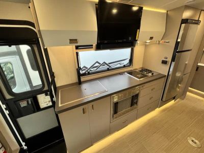 2026 Winnebago VIEW - Photo 11