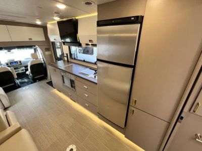 2026 Winnebago VIEW - Photo 13