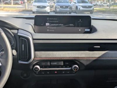 2025 Mazda CX-50 — photo 15 view