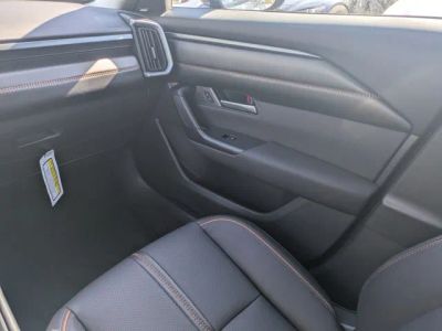 2025 Mazda CX-50 — photo 14 view