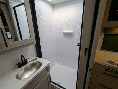 2026 Alliance RV Delta Ultra Lite — photo 25 view