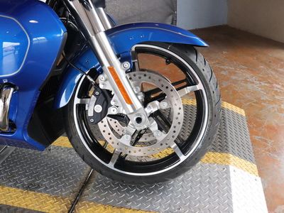 2025 Harley-Davidson FLHXU - Street Glide Ultra - Photo 12