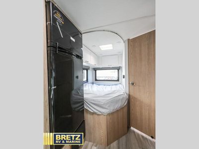 2026 Thor Motor Coach Four Winds — photo 20 view