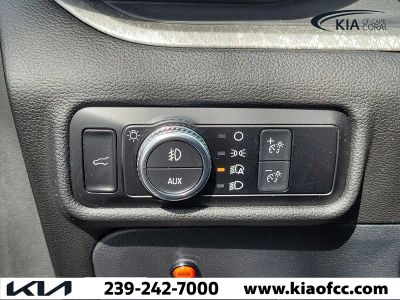 2022 Ford Explorer — photo 25 view