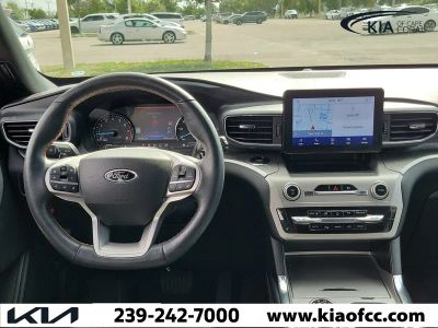 2022 Ford Explorer — photo 17 view