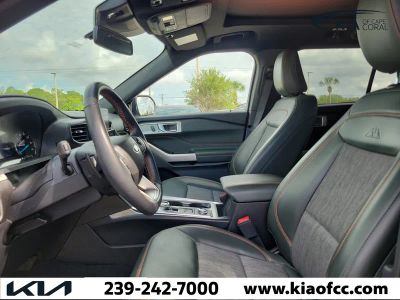 2022 Ford Explorer — photo 22 view