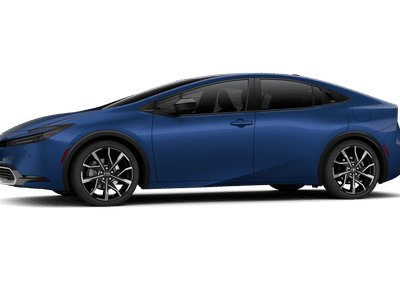 2026 Toyota Prius Plug-in Hybrid — photo 9 view