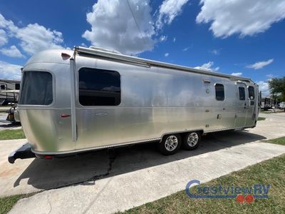 2019 Airstream Classic - Photo 6